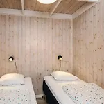 Modern With Sauna Retreat 度假居