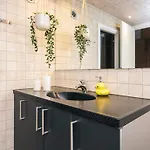 度假居 Modern With Sauna Retreat