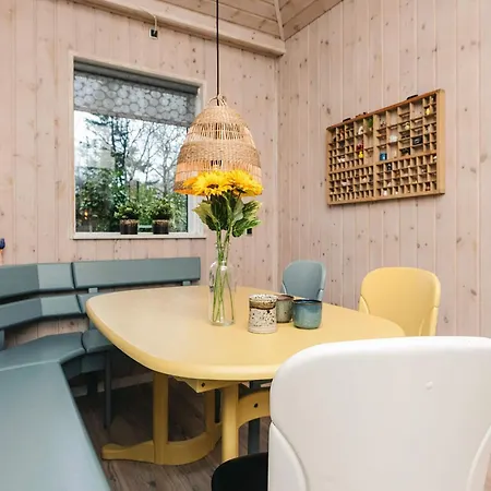 Modern With Sauna Retreat *