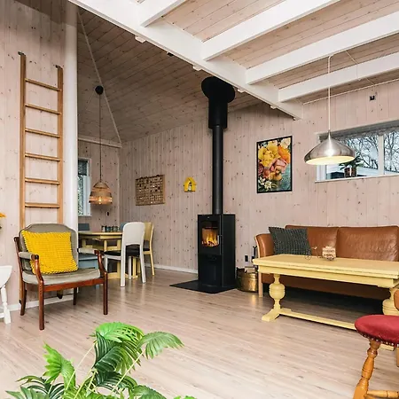 Modern With Sauna Retreat 度假居 Glesborg