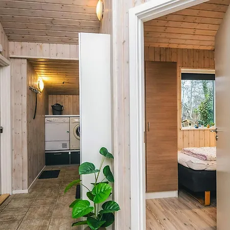 Modern With Sauna Retreat