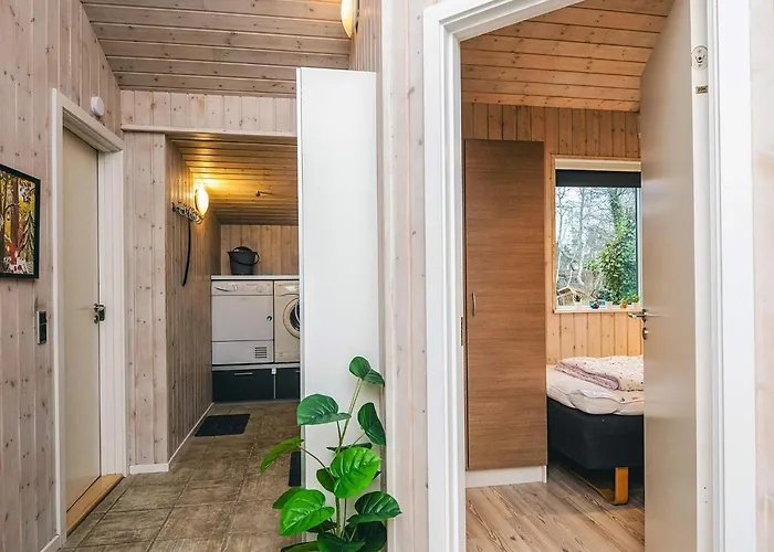 Modern With Sauna Retreat